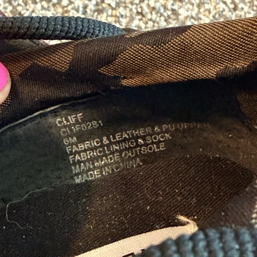 Steve Madden Cliff Chunky Sneakers Women’s Size 6 Mixed Media Animal Print